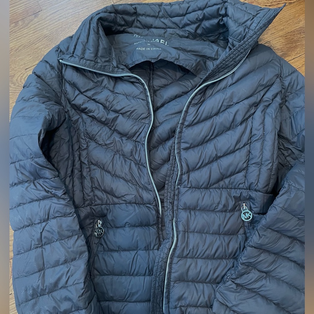 Michael Kors Grey Designer lightweight puffer jacket. Size Medium.